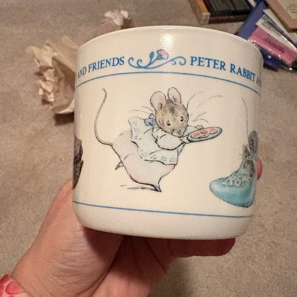 Peter Rabbit & Friends Cup - Picture 3 of 7